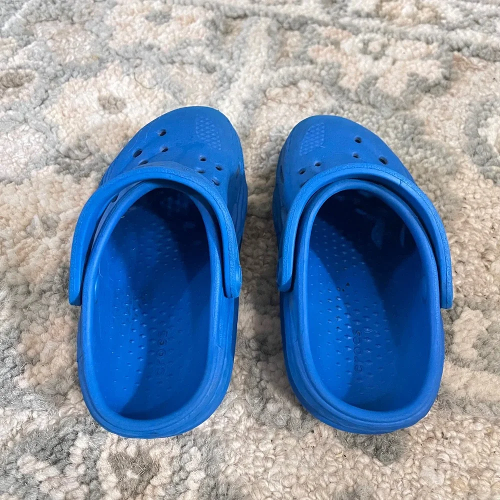 Crocs‎ Toddler Size C10 Boy Baya Clogs Slip-On Blue Pool Hiking Sandal Water